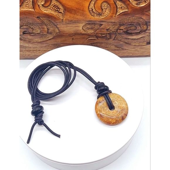 Natural Fossil Coral Necklace Fossilized Stone Pendant Leather Cord - Picture 3 of 4